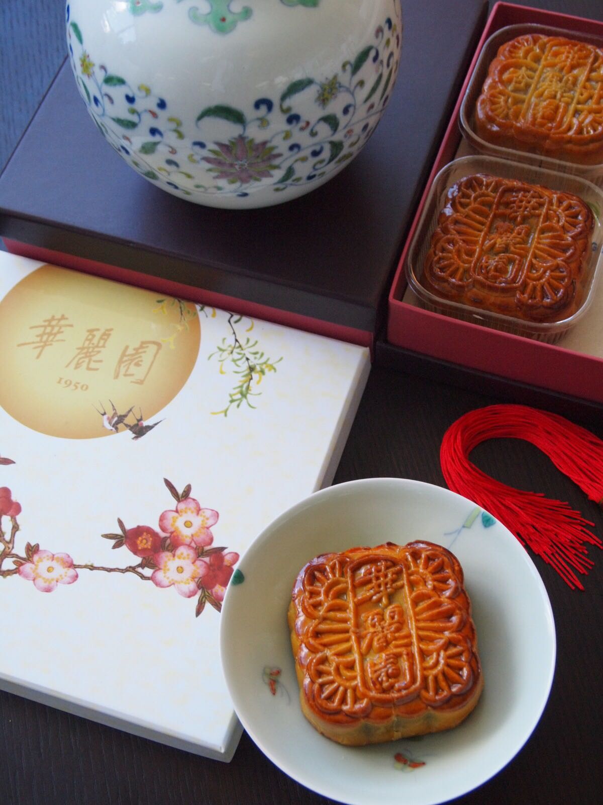 雙黃白蓮蓉月餅